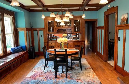 Willmar Apartment | CRAFTSMAN'S MAIN FLOOR with huge DECK!