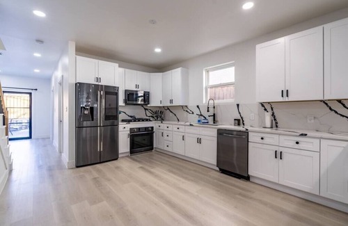 Kessler House | *Craftsman's Paradise - 12 Guest Gorgeous Home*