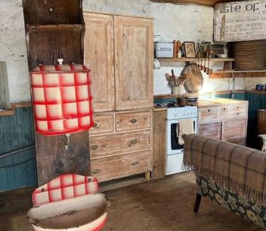 Ulva House | Cragaig Bothy