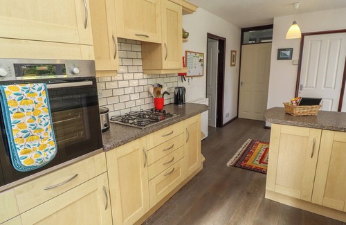 Staveley Cottage | Craggy View