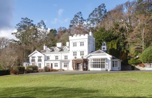 Menai Bridge House | Craig y Don