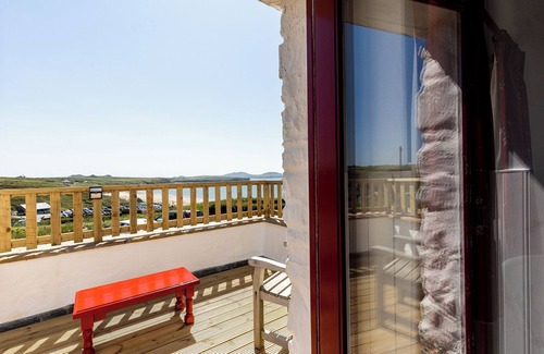 St Brides Cottage | Craig yr Haul, Holiday Cottage Whitesands Bay, Sleeps 8, 5 bedrooms, bathrooms