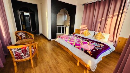 Shimla House | Craignano Homestay Mashobra - Family rooms ! Private parking !