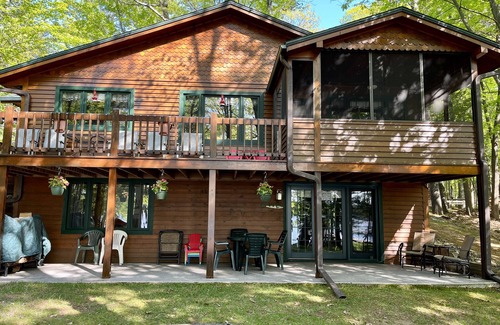 Eagle River House | Cranberry Lake Escape