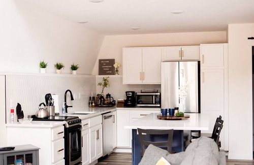 Glen Arbor Cottage | Cranberry Ridge - Ridge Point