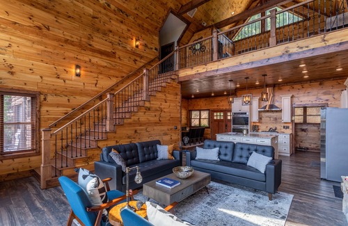 Frank Cabin | Cranberry View Lodge - VIEWS, Privacy, Gated Community, Game Table!