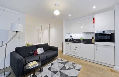 Castle Baynard Apartment | Crane Court by City2Stay
