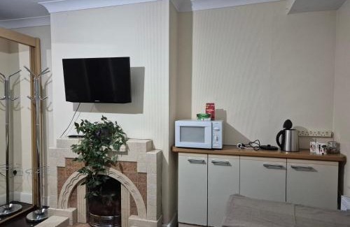 Cranford House | Cranford , Heathrow Airport