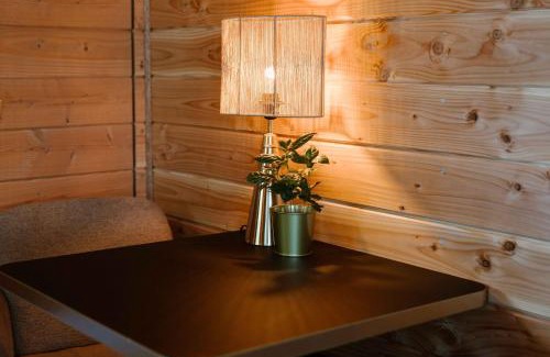 Sprang-Capelle Ski Chalet | CRASH'NSTAY - Atrium