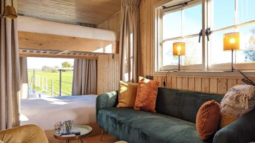 Sprang-Capelle Other | CRASH'NSTAY - N° 9