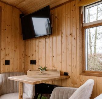 Sprang-Capelle Ski Chalet | CRASH'NSTAY - Sebastian