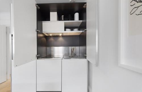 Bryanston and Dorset Square Apartment | Crawford Street Apartment By Morethanstays