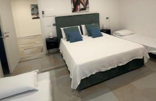 Nola Bed & Breakfast | Crazi Suites