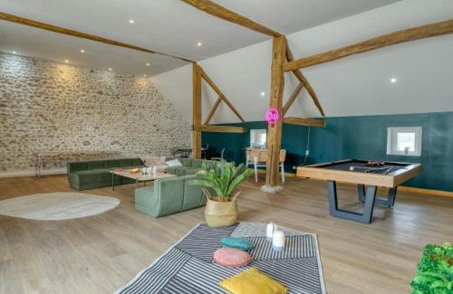 Lavau Villa | Crazy Villa Chasseuserie 89 - Heated pool - Soccer - 1h30 Paris - 45 p