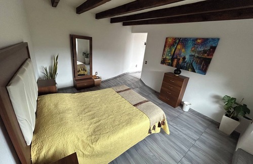 Jocotitlan Apartment | Create great moments in this beautiful space and enjoy the Jacuzzi.