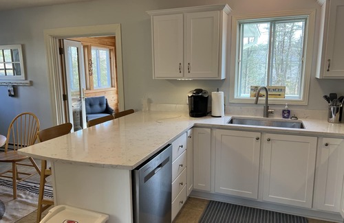 York Beach House | Create Memories only 10 min walk to Long Sands beach.