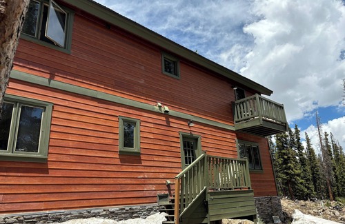 Valley of the Sun House | Create Mountain Memories: Family-Friendly Chalet on Hiking Trails
