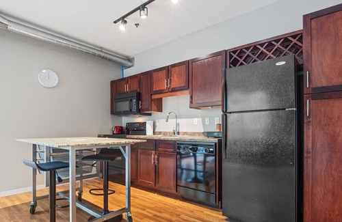 Downtown Minneapolis Condo | Create Your Perfect Getaway with a Stay in this Cozy Condo in Minneapolis 101