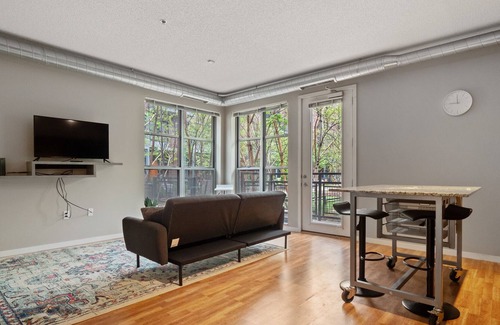 Downtown Minneapolis Condo | Create Your Perfect Getaway with a Stay in this Cozy Condo in Minneapolis 101
