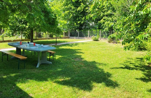 Chartres House | Createur DE Souvenirs