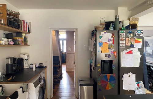 Leyton House | Creative Family Home in Leyton E10 - with cat!