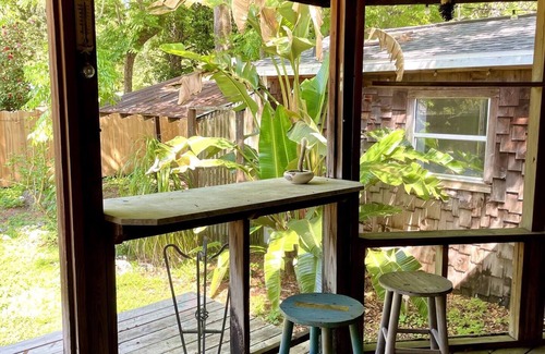 Gainesville House | Creatives Getaway in Gainesville Florida