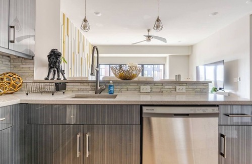 Bayonne Apartment | Creator's Den - 10 Mins NYC/EWR @ The Helix Luxury Apartments