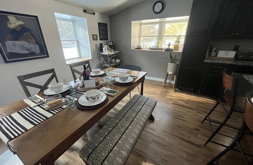 Stamford Cabin | Creek side cabin near State Parks and ski resorts