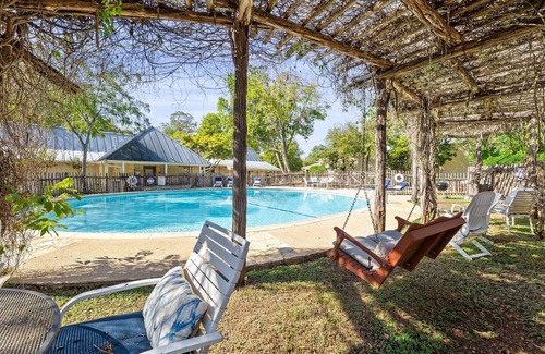 Comfort Hotel | Creek View Premier King