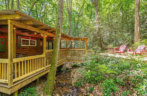Helen House | Creekfront Cabin Amazing for Families in Helen, Georgia