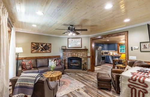 Lake Nantahala Cabin | Creekside Bliss - Stunning Custom Mountain Home with a Hot Tub I Convenient to WCU!