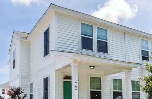 North Charleston House | Creekside Bungalow, Park Circle, 15m dtwn CHS