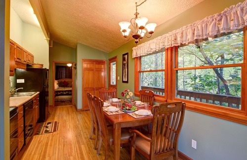 Pittman Center Cabin | Creekside Cabin. a little bit of Country Livin'