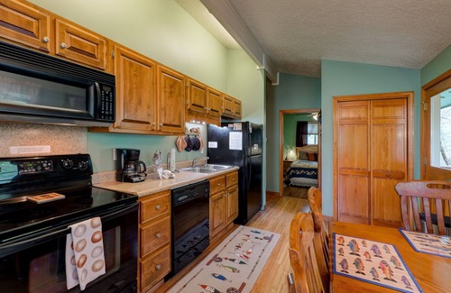 Pittman Center Cabin | Creekside Cabin. a little bit of Country Livin'