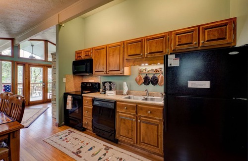 Pittman Center Cabin | Creekside Cabin. a little bit of Country Livin'