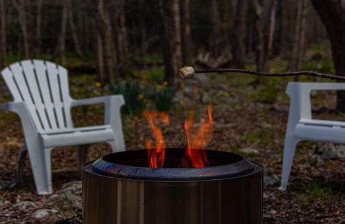 Gouldsboro Cabin | Creekside Cabin in Poconos Mountain Resort