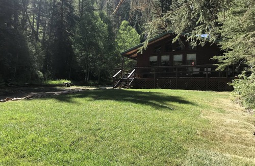 Dolores House | Creekside Cabin.