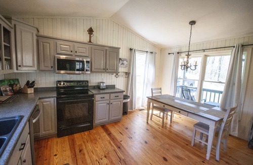 Hiawassee Cabin | Creekside Cascades Cabin on High Tower Creek in Hiawassee. Pet Friendly!