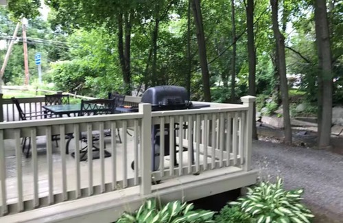 Otego Apartment | Creekside Chalet + Allstar Deluxe