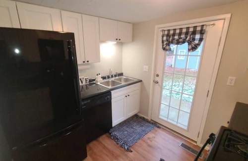 Moravia House | Creekside Cottage in Village of Moravia