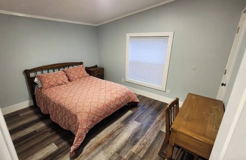 Chillicothe Cottage | Creekside Cottage.