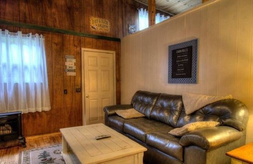 Bryson City Cottage | Creekside Cottage