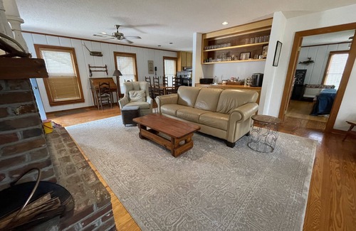 Claxton Cabin | Creekside Hunting and Fishing Cabin overlooking Lotts Creek on 190 acres