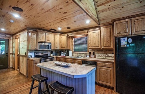 Broken Bow Cabin | Creekside in Timber Creek Trails. Minutes drive or ATV ride to restaurants
