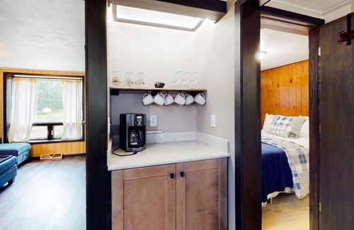 Harshaw House | Creekside Living | House in Harshaw on Bearskin Creek with firepit & fireplace