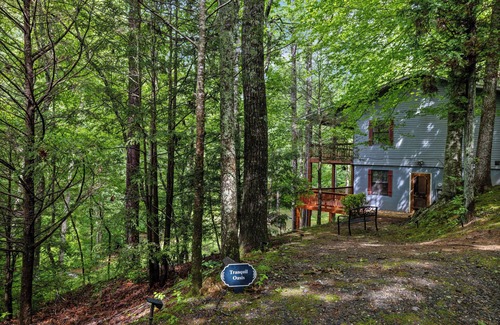Hiawassee House | Creekside Retreat in Hiawassee Near Helen GA
