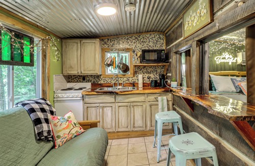 Summerville Cabin | Creekside Retreat w/Swimming Hole in Summerville