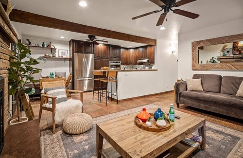 Sedona House | Creekside Sedona Retreat w/Natural Swimming Pools