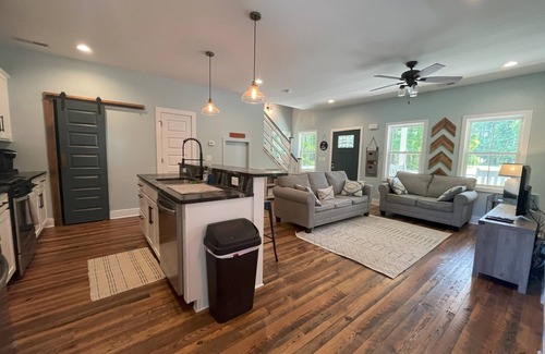 Minnesott Beach Cottage | Creekside - Your family retreat!