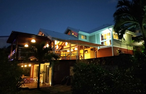Trois-Ilets House | Creole villa with a swimming pool and sea view for 6 people